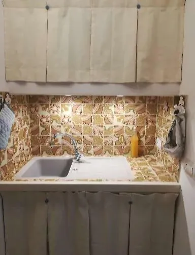 Michemari アパート *