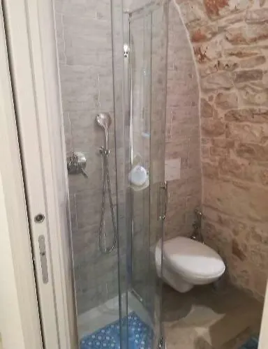 Michemari ポリニャーノ・ア・マーレ