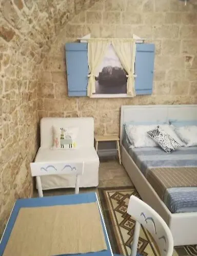 アパート Michemari